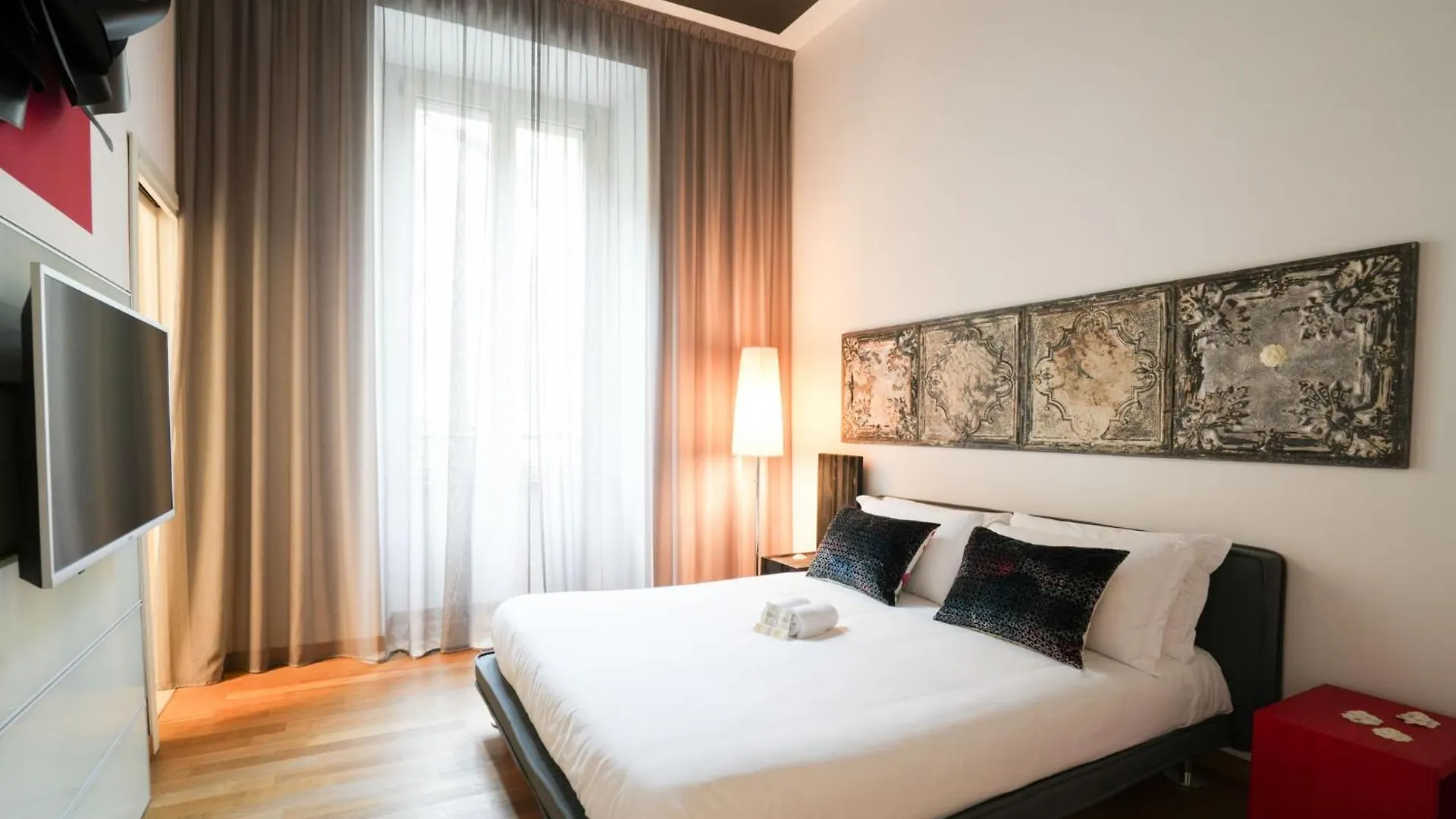 Garibaldi Center Apartment联系方式